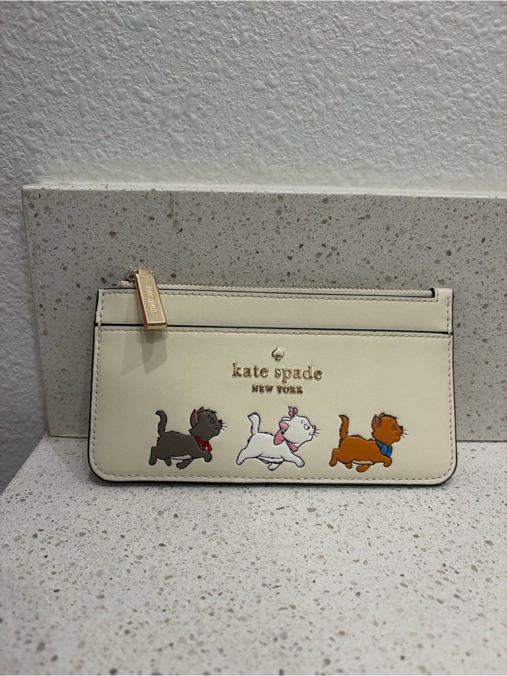 Kate Spade Disney Aristocats Marie Card Wallet Case Excellent